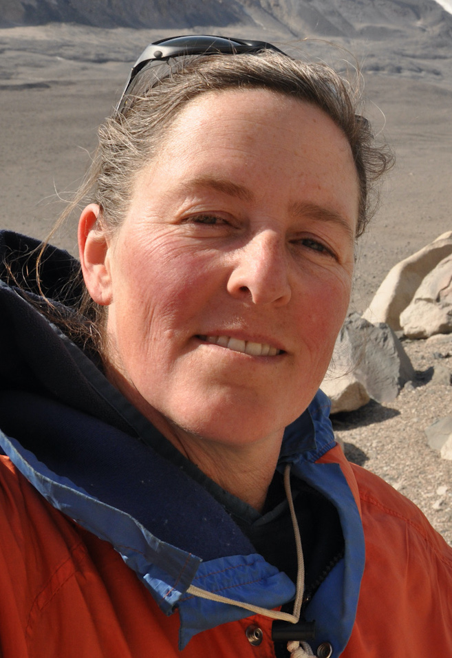 picture of scientist Dawn Sumner