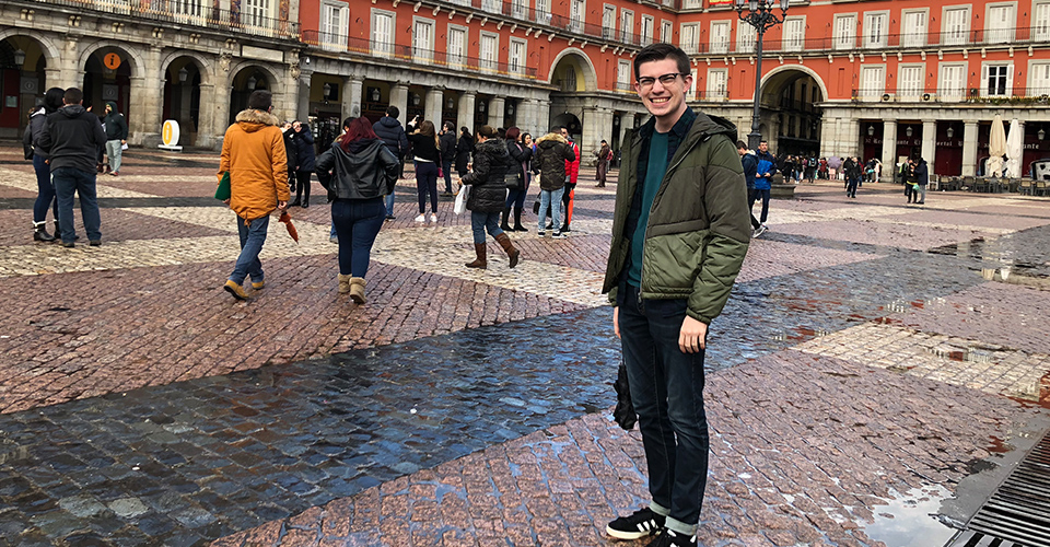 Kenton Goldsby studies abroad in Spain