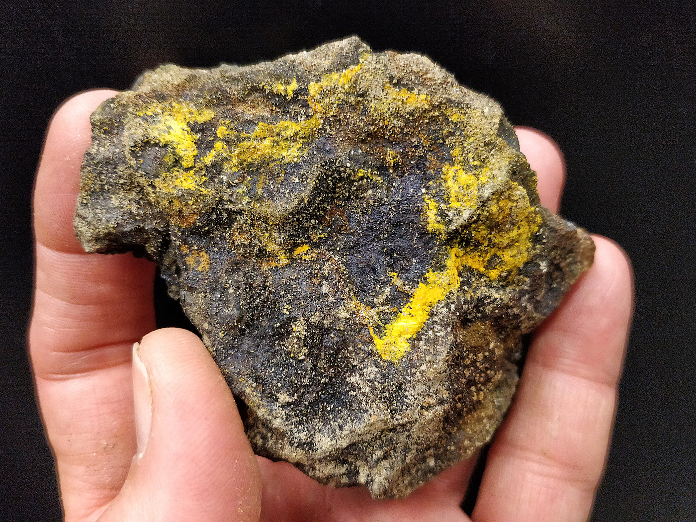 Yellow crystals of caseyite