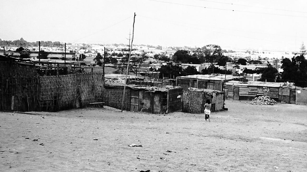 Photo of a shantytown outside of Lima, Peru.