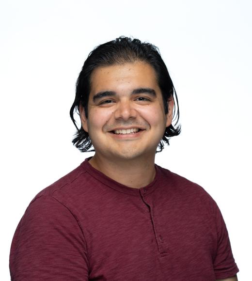 Leo Alamillo's Headshot